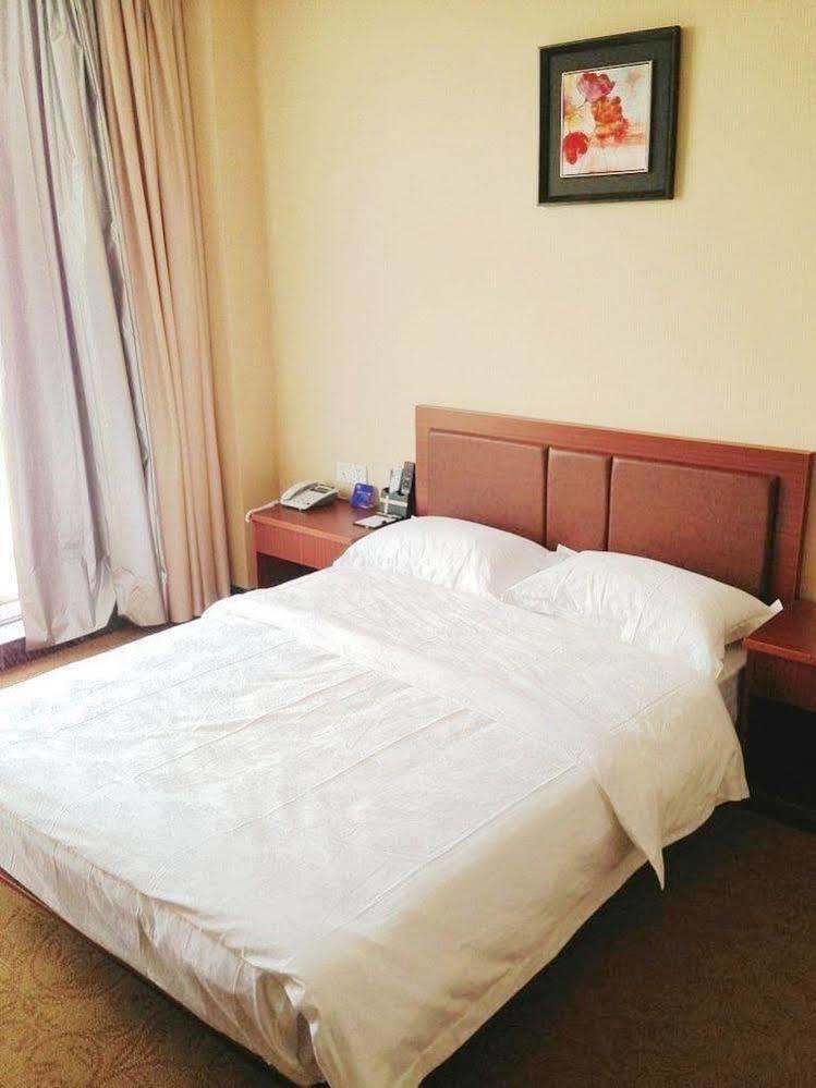 Mo'Er Holiday Hotel Nantong Luaran gambar
